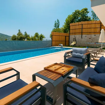 Zeybek Evi Villa Kaş