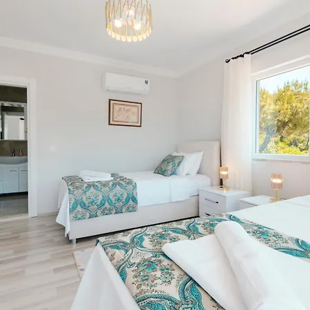 Zeybek Evi Villa